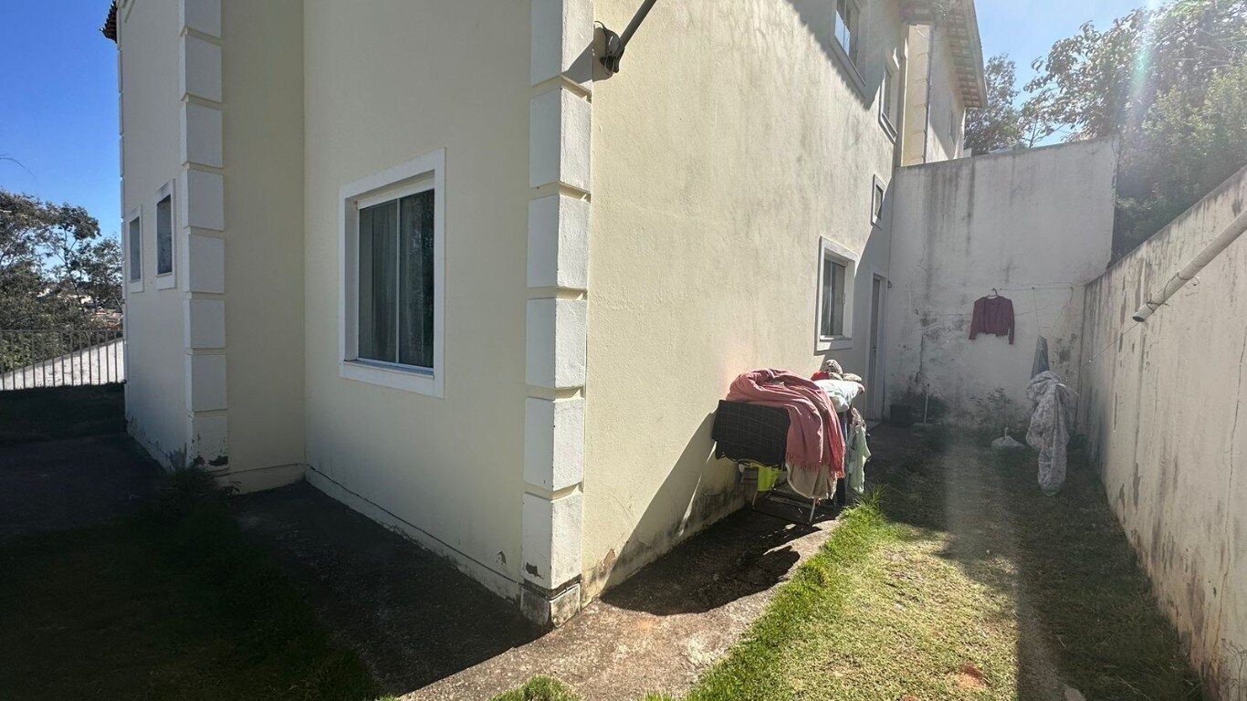 Casa à venda com 2 quartos, 63m² - Foto 19