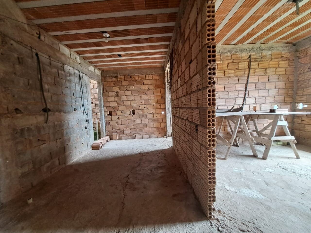 Casa à venda com 3 quartos, 117m² - Foto 3