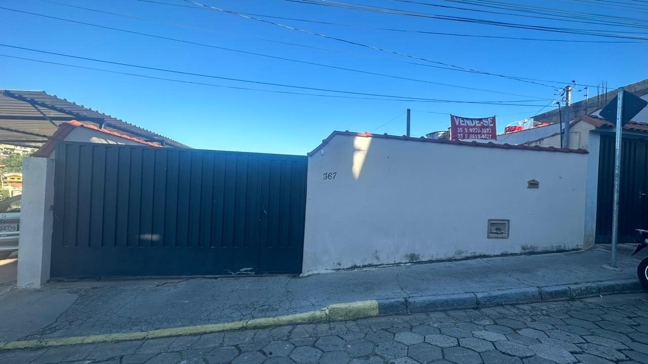 Casa à venda com 2 quartos, 100m² - Foto 2