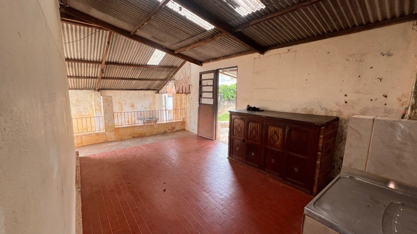 Casa à venda com 3 quartos, 116m² - Foto 14