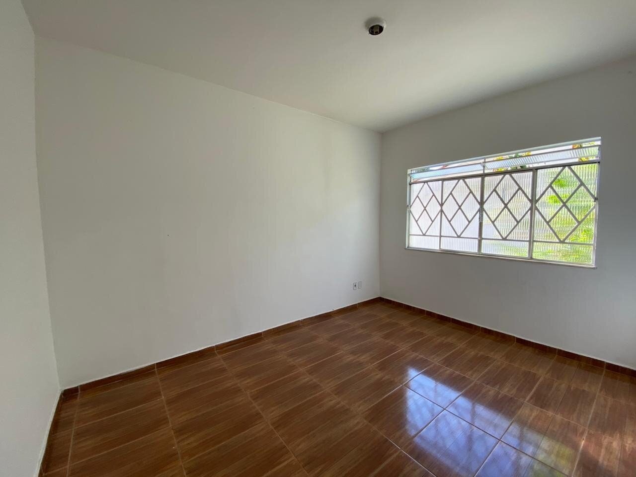 Casa para alugar com 3 quartos, 90m² - Foto 5