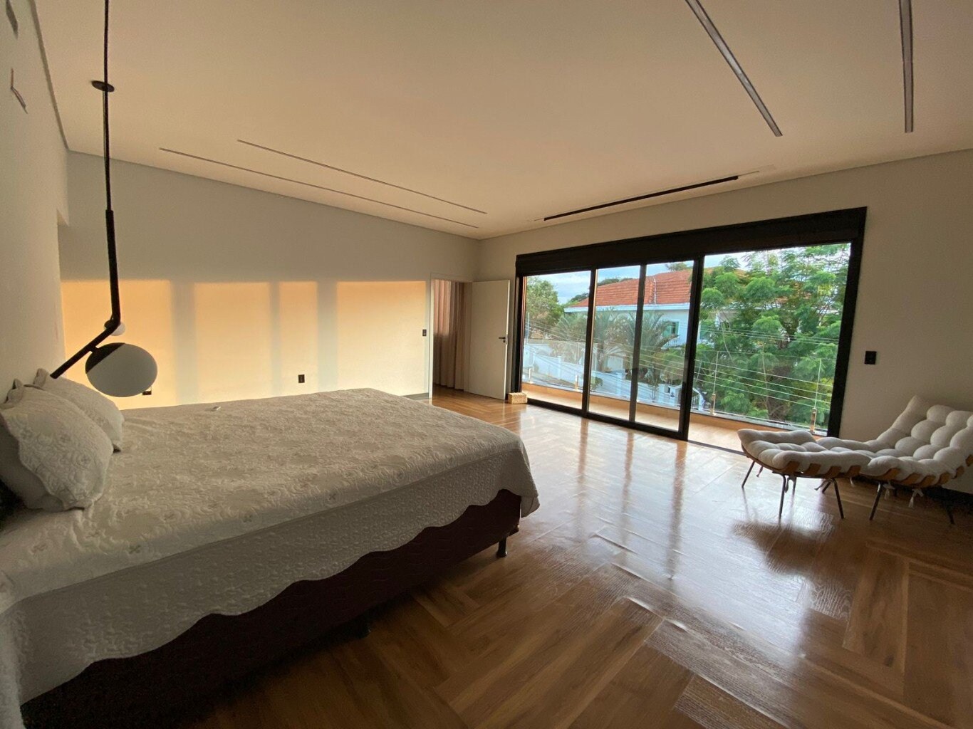 Casa à venda com 3 quartos, 420m² - Foto 8