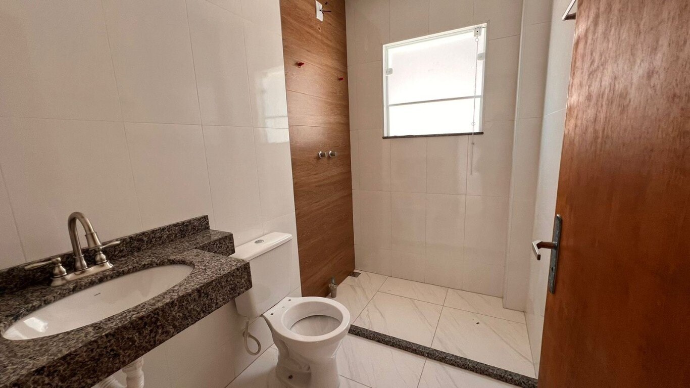 Apartamento à venda com 2 quartos, 67m² - Foto 1