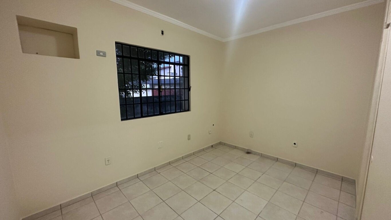 Prédio Inteiro para alugar com 3 quartos, 141m² - Foto 13