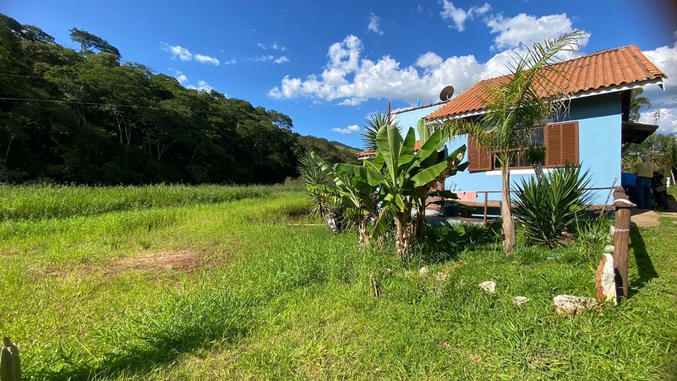 Chácara à venda com 3 quartos, 1600m² - Foto 3