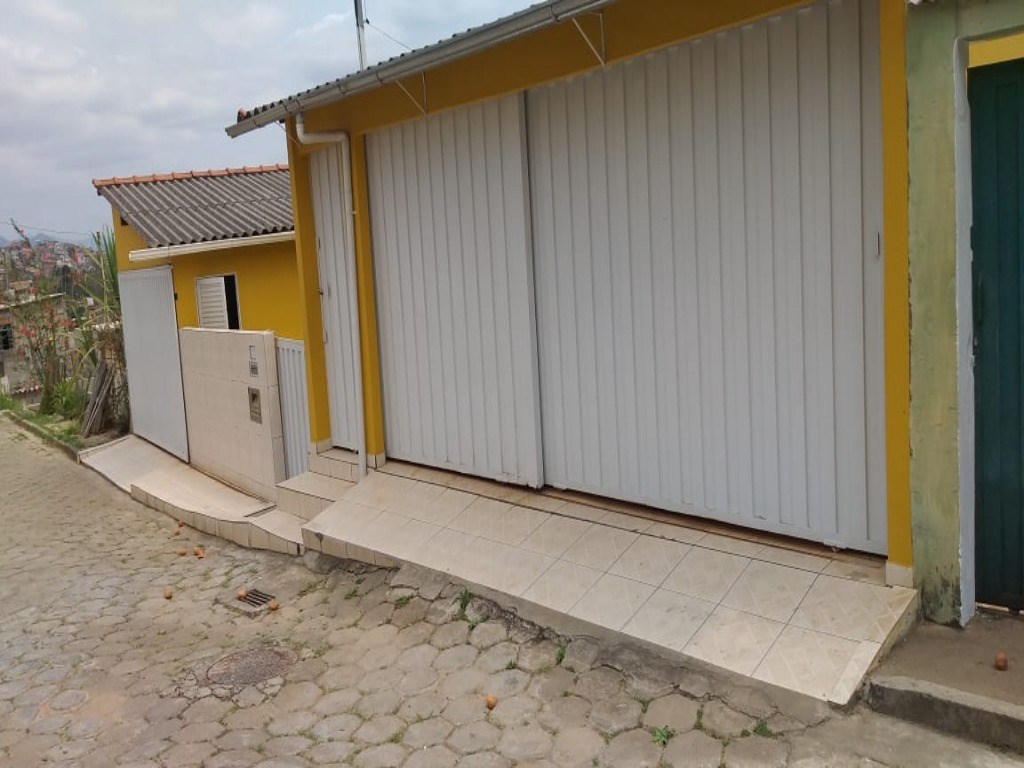 Casa à venda com 4 quartos, 150m² - Foto 3