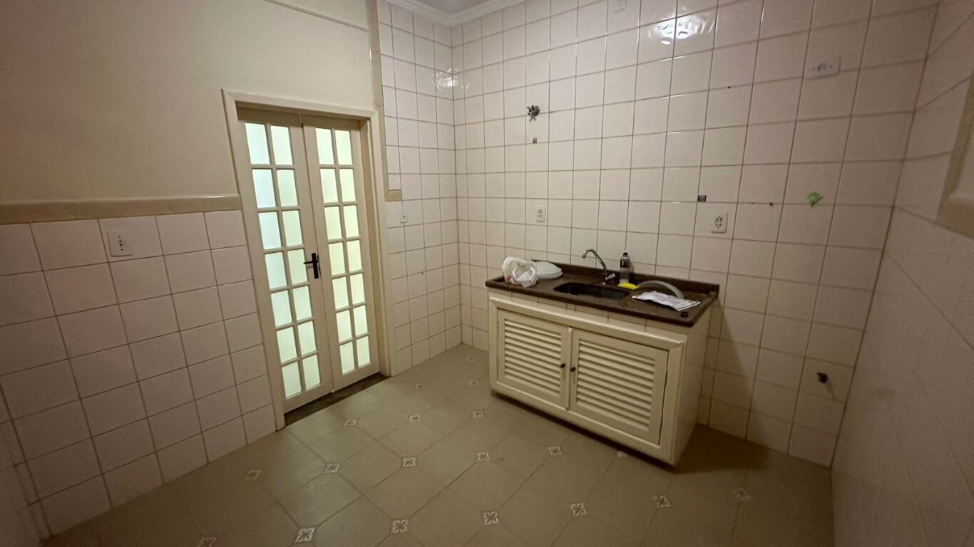 Prédio Inteiro para alugar com 3 quartos, 141m² - Foto 11