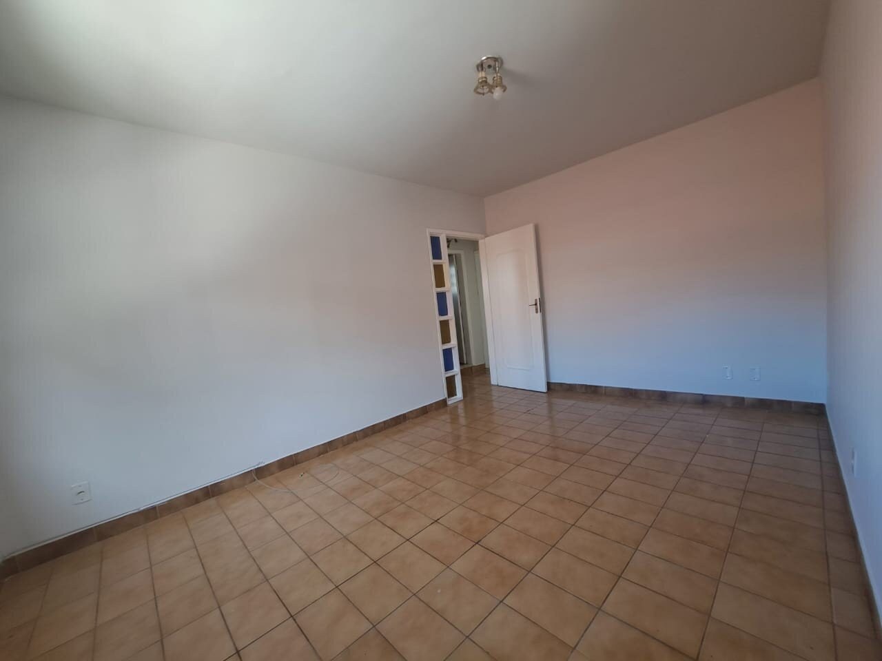 Apartamento à venda com 2 quartos, 65m² - Foto 10