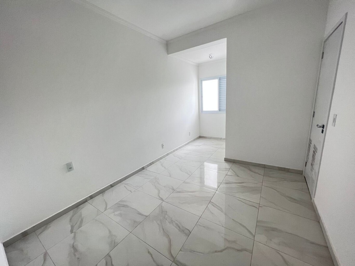 Apartamento à venda com 2 quartos, 70m² - Foto 16