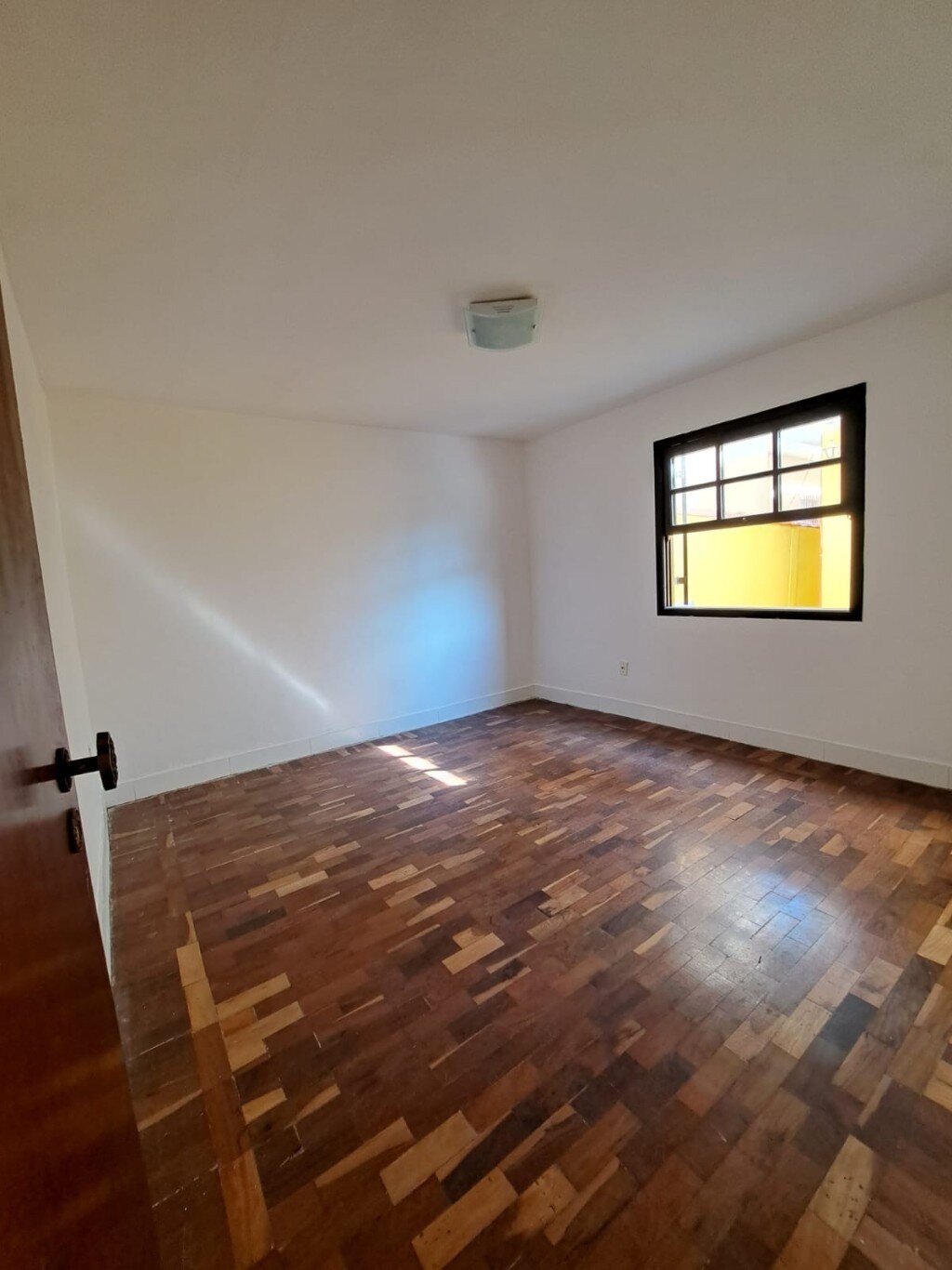 Casa para alugar com 2 quartos, 87m² - Foto 25