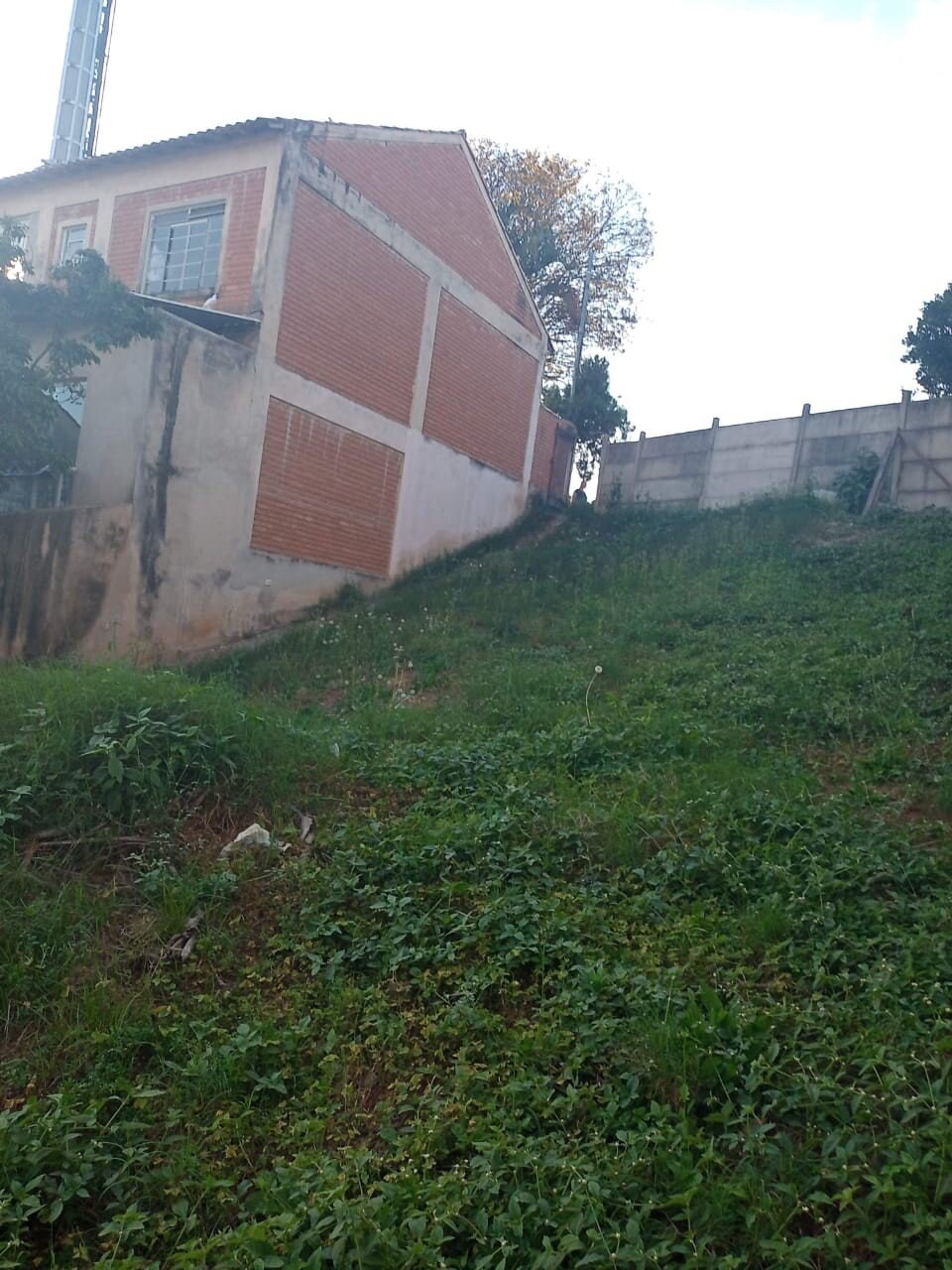 Terreno à venda, 200m² - Foto 1