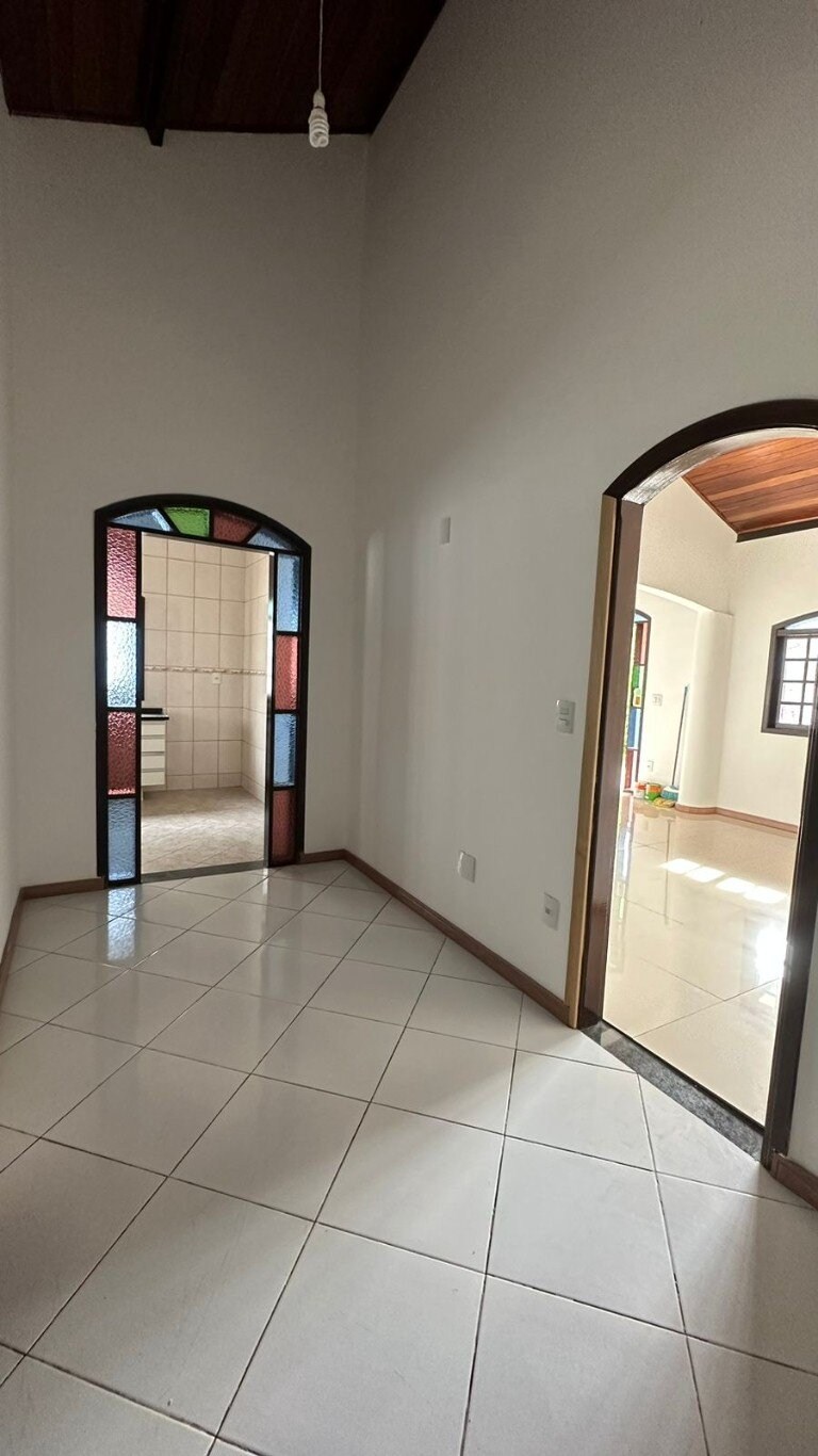 Casa à venda com 3 quartos, 198m² - Foto 16