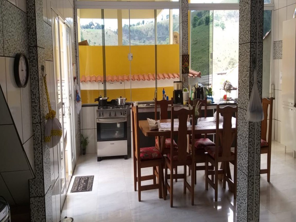 Casa à venda com 4 quartos, 150m² - Foto 6