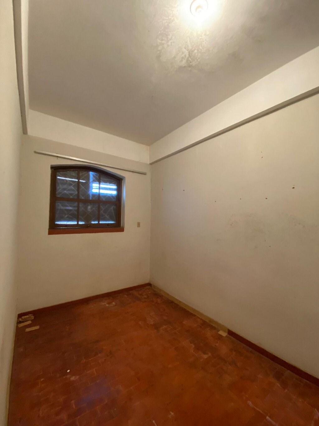 Casa à venda com 6 quartos, 270m² - Foto 25