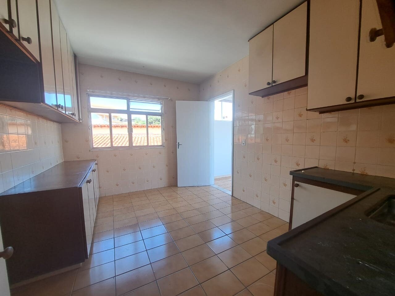 Apartamento à venda com 2 quartos, 65m² - Foto 9