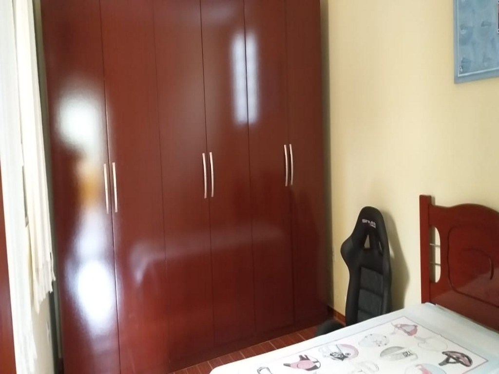 Casa à venda com 4 quartos, 150m² - Foto 11