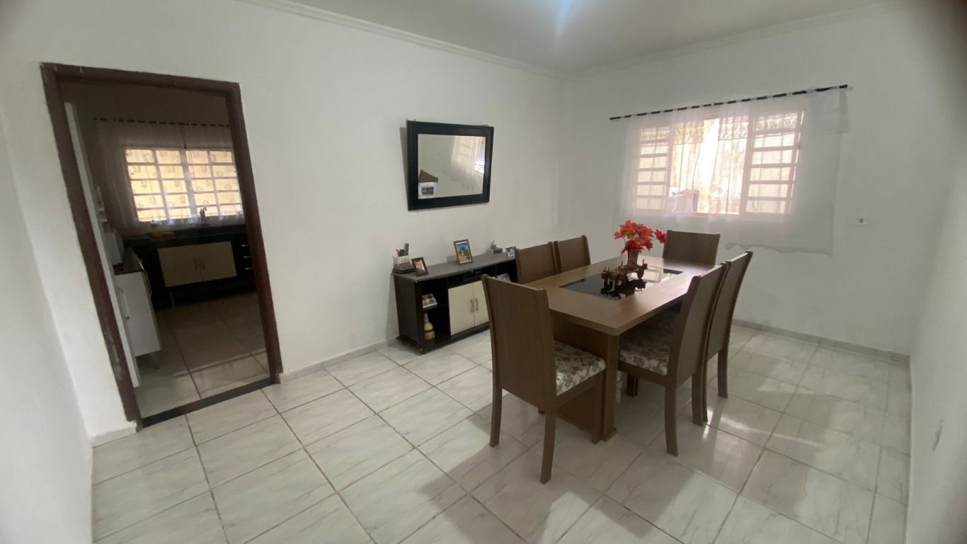 Casa à venda com 2 quartos, 190m² - Foto 6