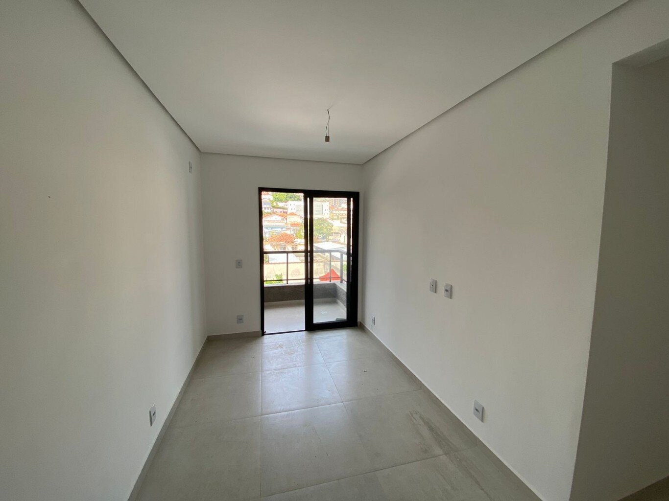 Apartamento à venda com 2 quartos, 67m² - Foto 4