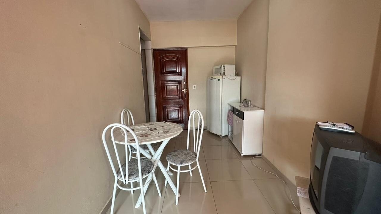 Apartamento à venda com 1 quarto, 40m² - Foto 9