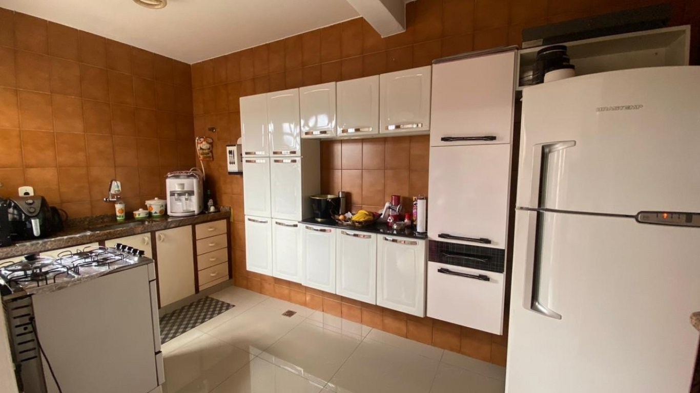 Casa à venda com 5 quartos, 362m² - Foto 13