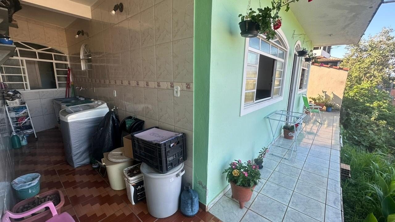 Casa à venda com 2 quartos, 100m² - Foto 11