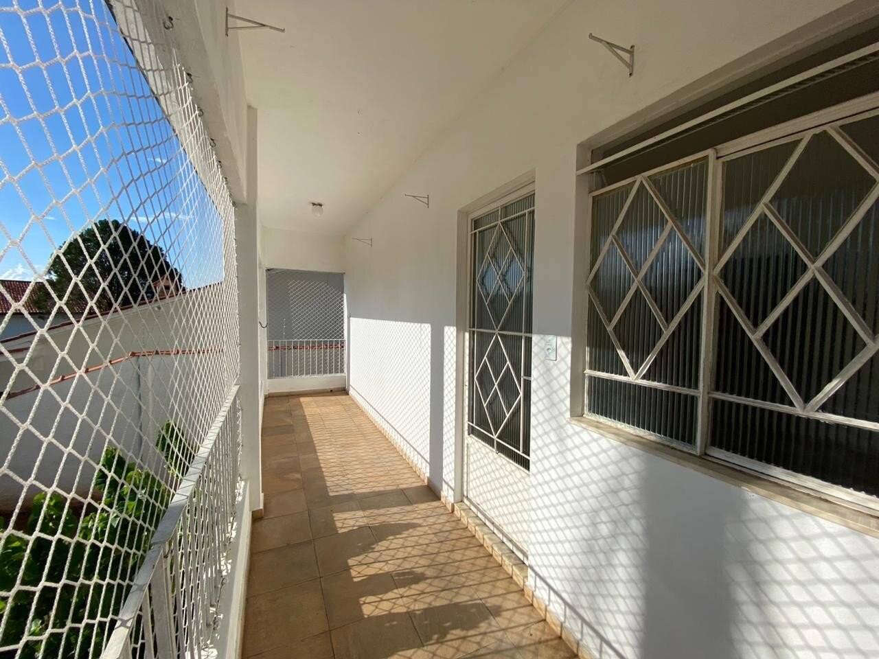 Casa para alugar com 3 quartos, 90m² - Foto 3