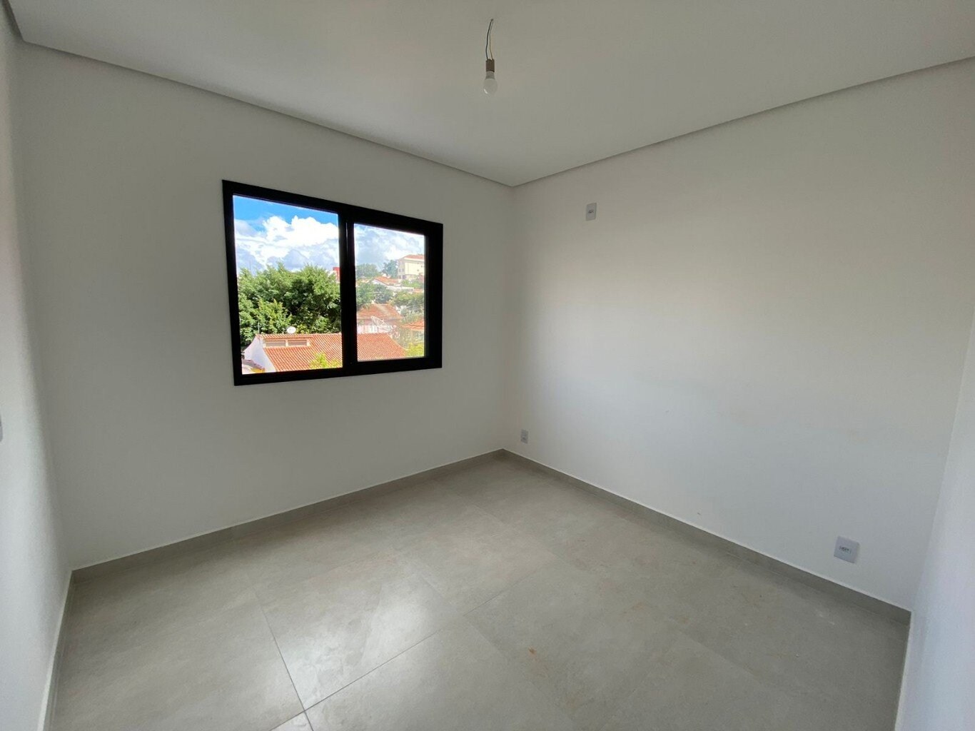 Apartamento à venda com 2 quartos, 67m² - Foto 8