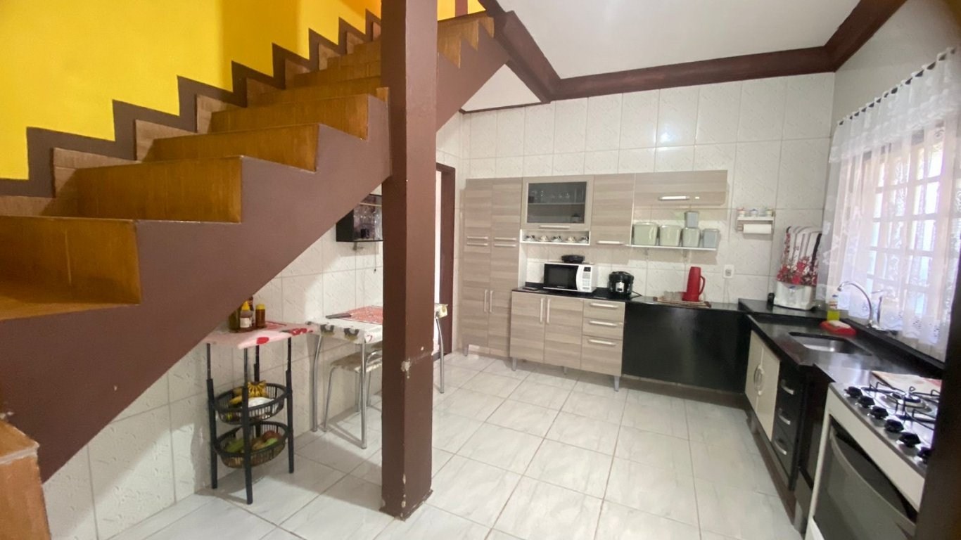 Casa à venda com 2 quartos, 190m² - Foto 11