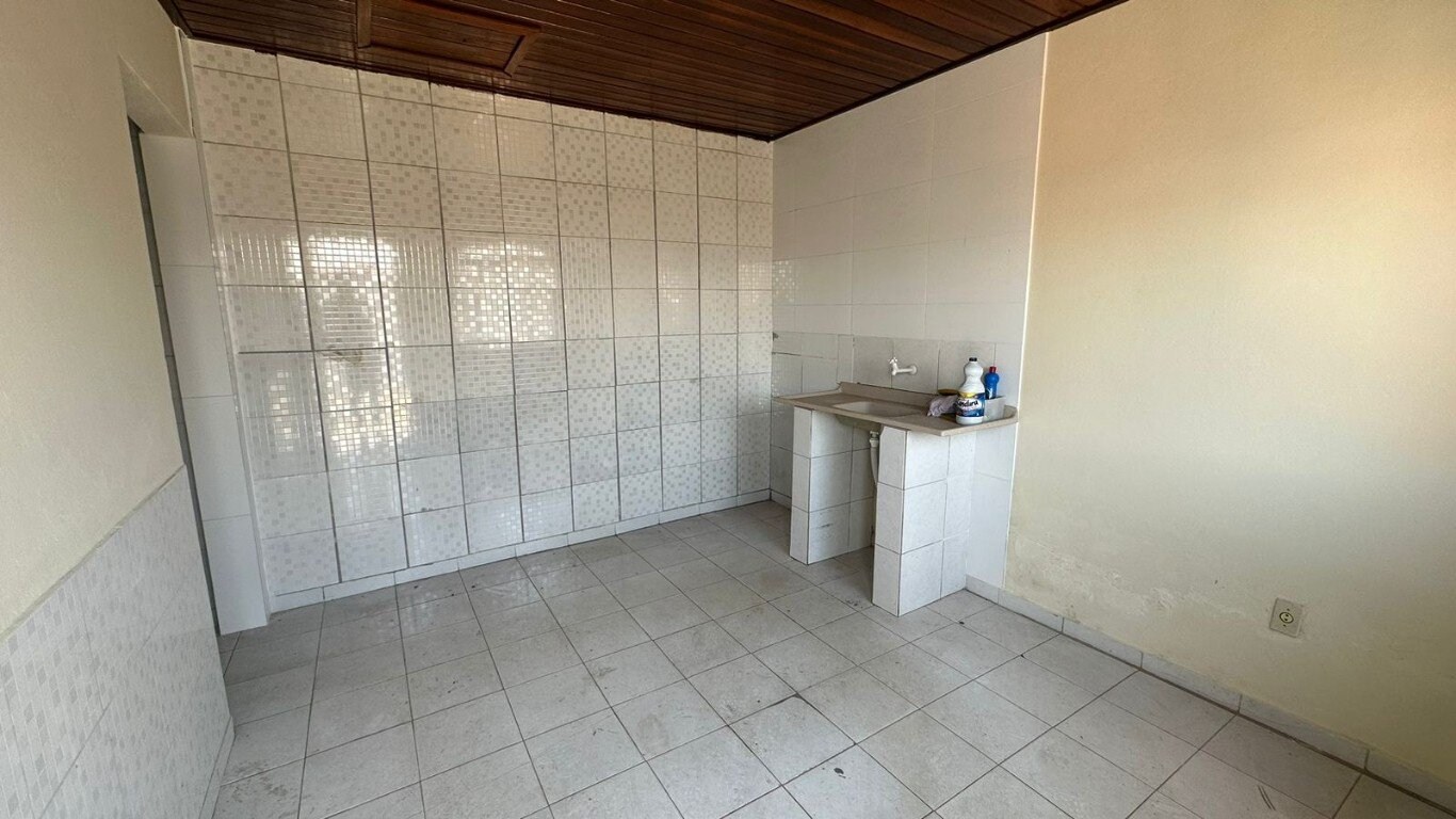 Casa à venda com 1 quarto, 31m² - Foto 1