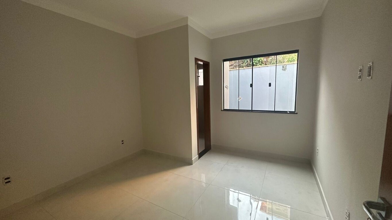 Casa à venda com 2 quartos, 70m² - Foto 35