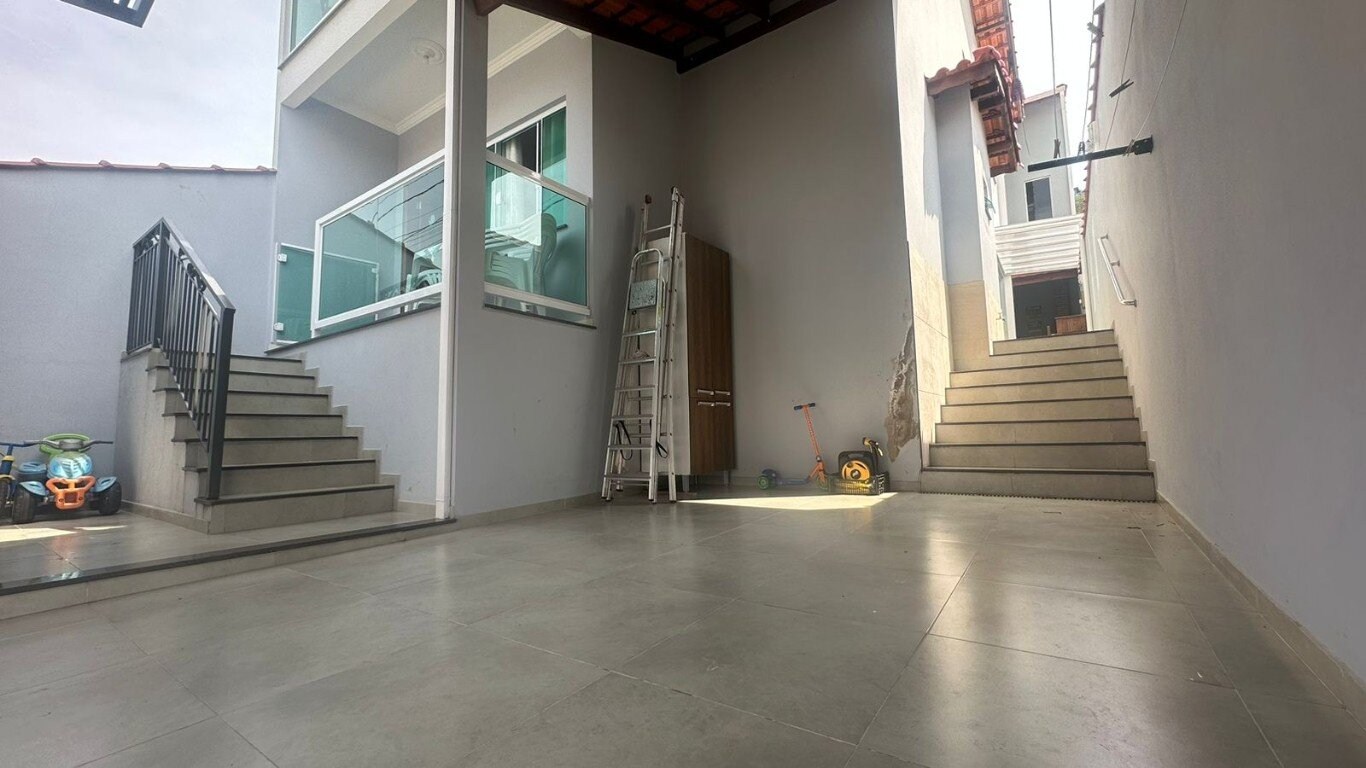 Casa à venda com 2 quartos, 135m² - Foto 5