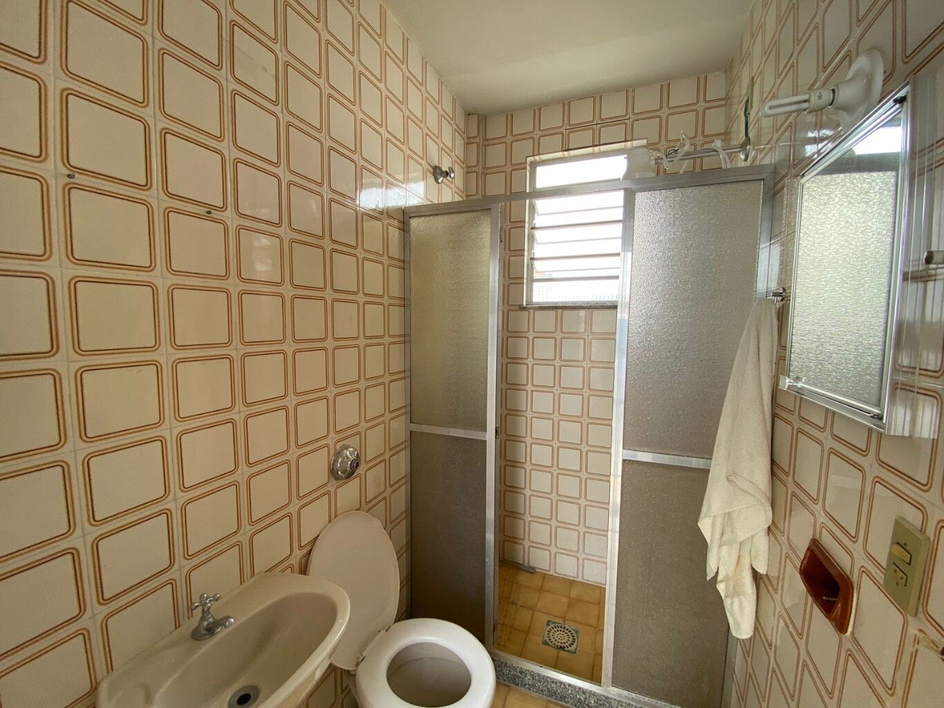 Apartamento à venda com 3 quartos, 120m² - Foto 8