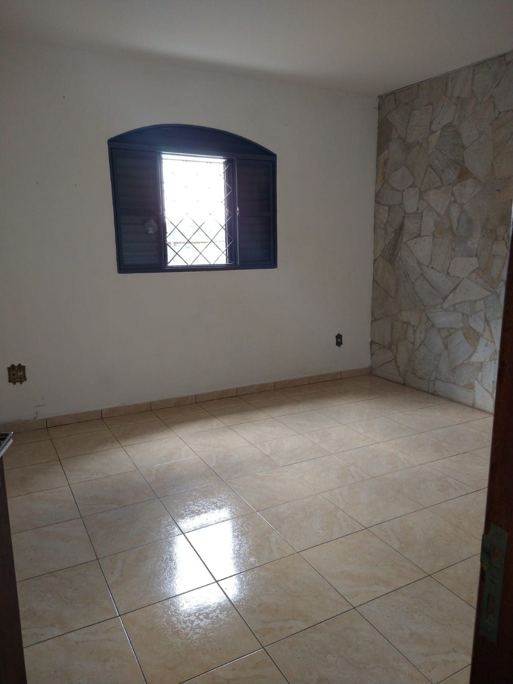 Casa à venda com 2 quartos, 90m² - Foto 8