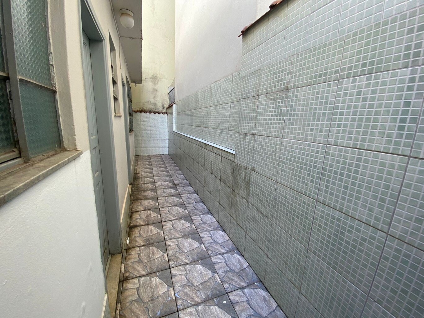 Apartamento à venda com 2 quartos, 60m² - Foto 8