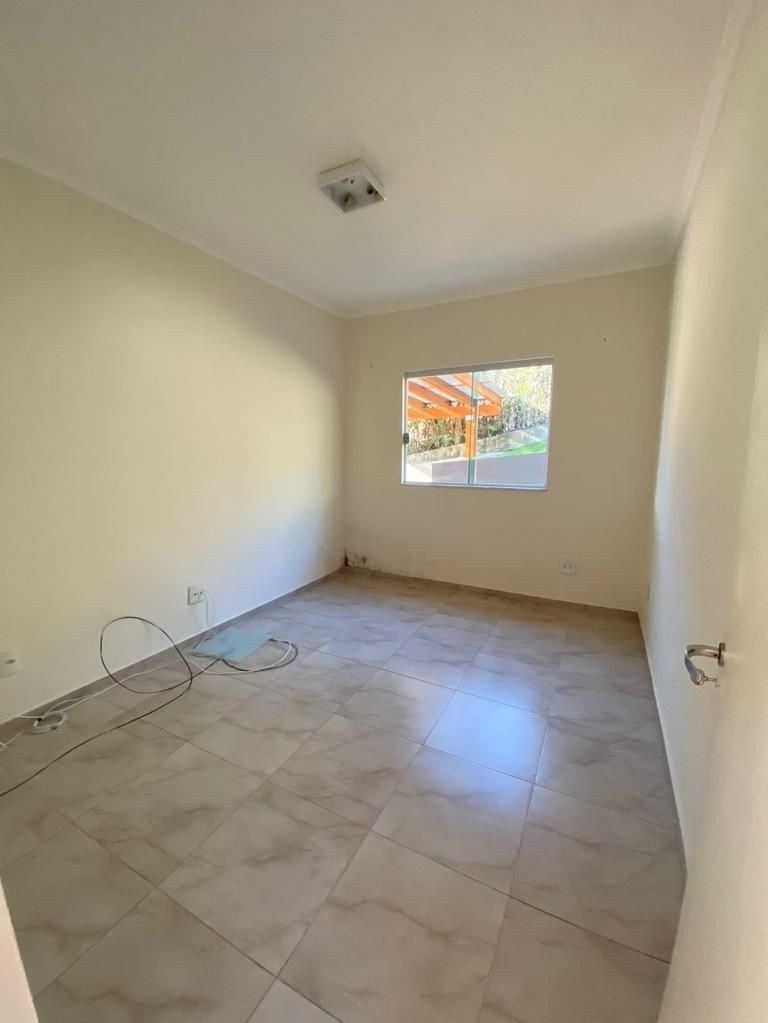 Casa à venda com 3 quartos, 1078m² - Foto 13