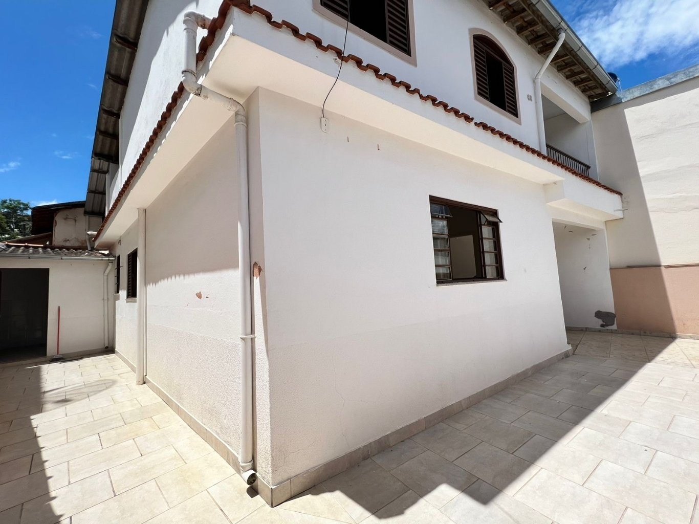 Casa à venda com 3 quartos, 161m² - Foto 4