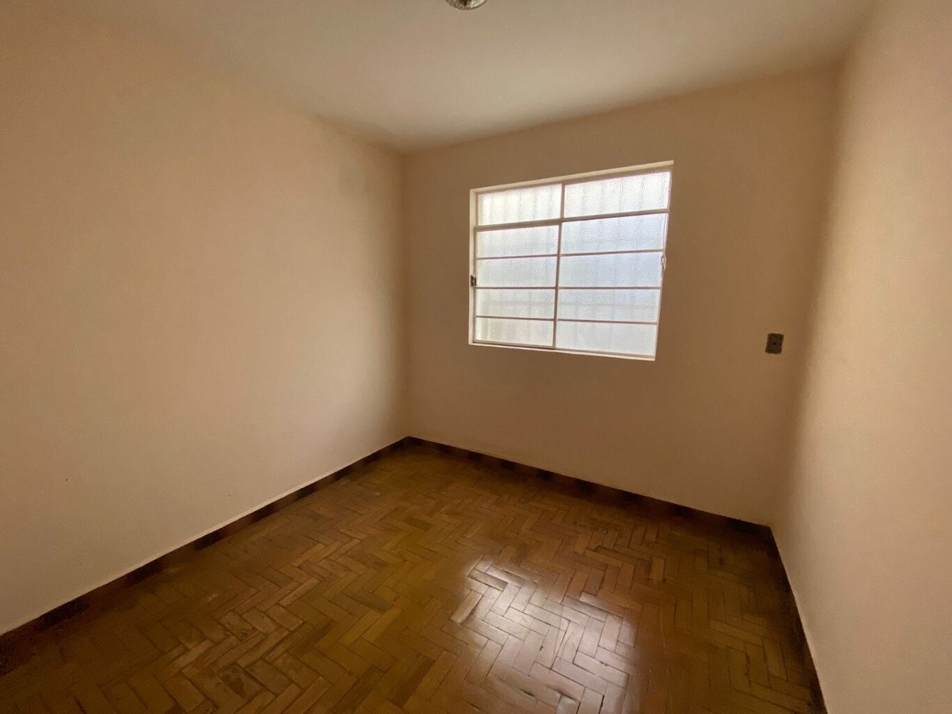 Casa à venda com 6 quartos, 270m² - Foto 13