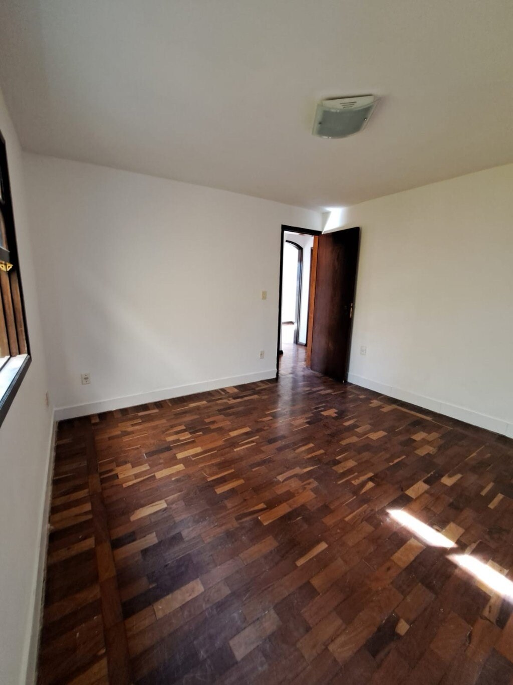 Casa para alugar com 2 quartos, 87m² - Foto 31