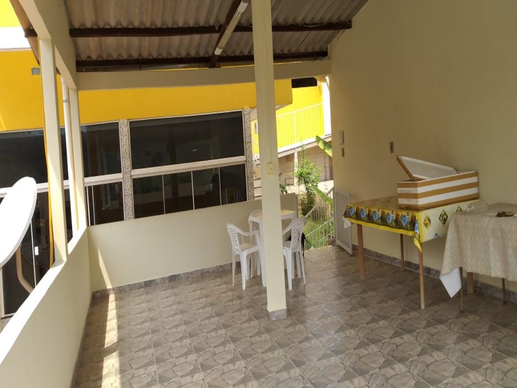 Casa à venda com 4 quartos, 150m² - Foto 13