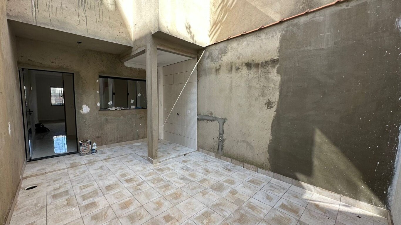 Casa à venda com 2 quartos, 70m² - Foto 15