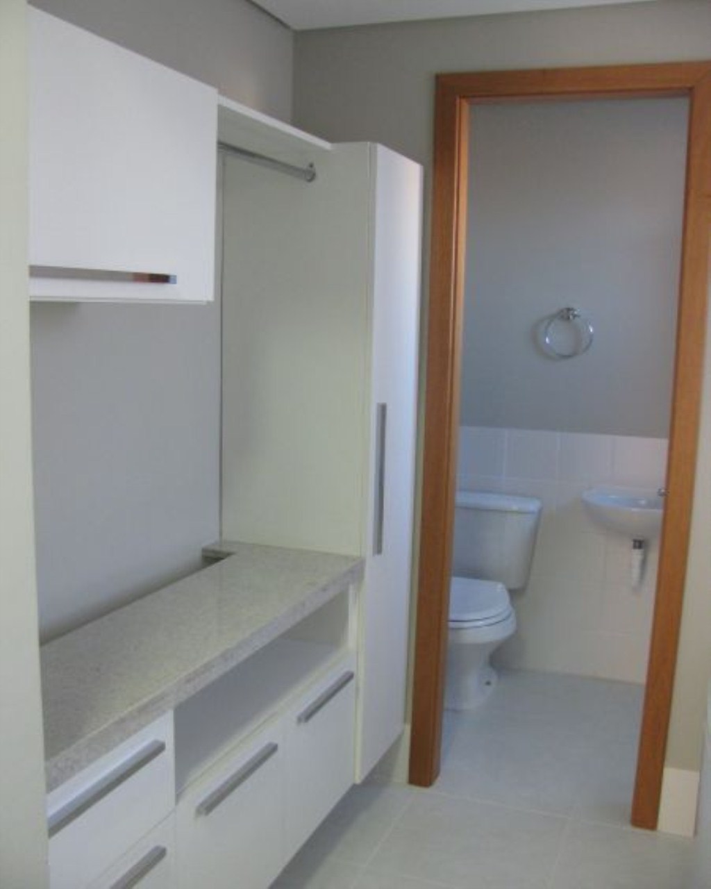 Apartamento à venda com 3 quartos, 102m² - Foto 2