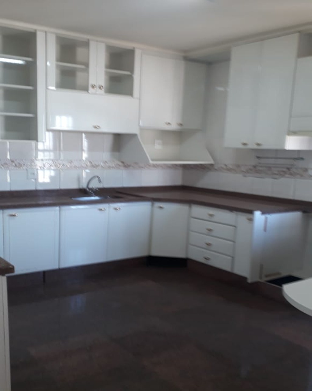 Apartamento à venda com 2 quartos, 113m² - Foto 9