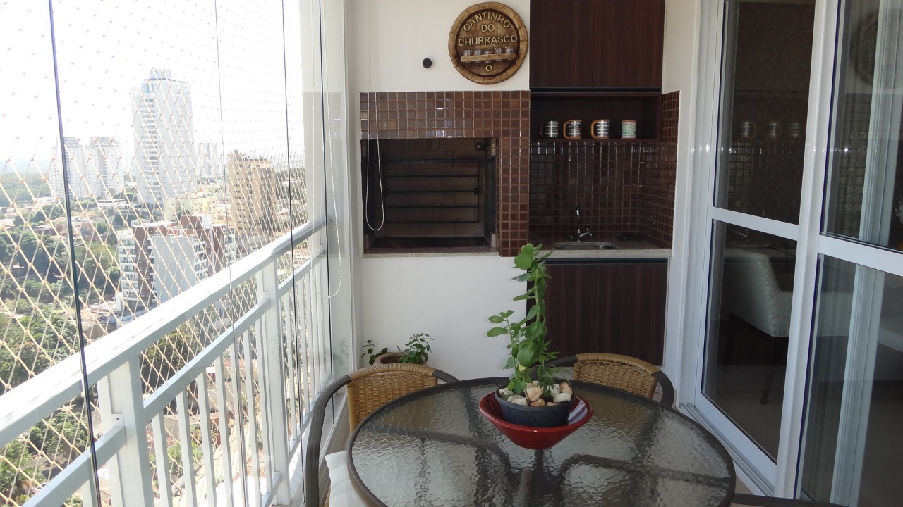 Apartamento à venda com 3 quartos, 117m² - Foto 2