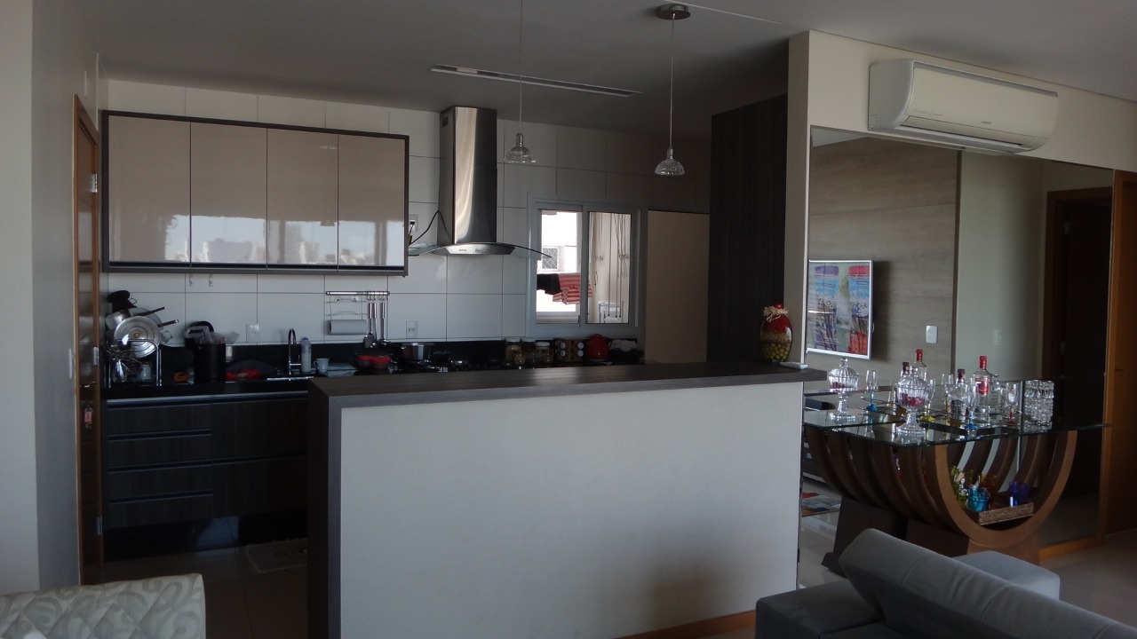 Apartamento à venda com 3 quartos, 117m² - Foto 6