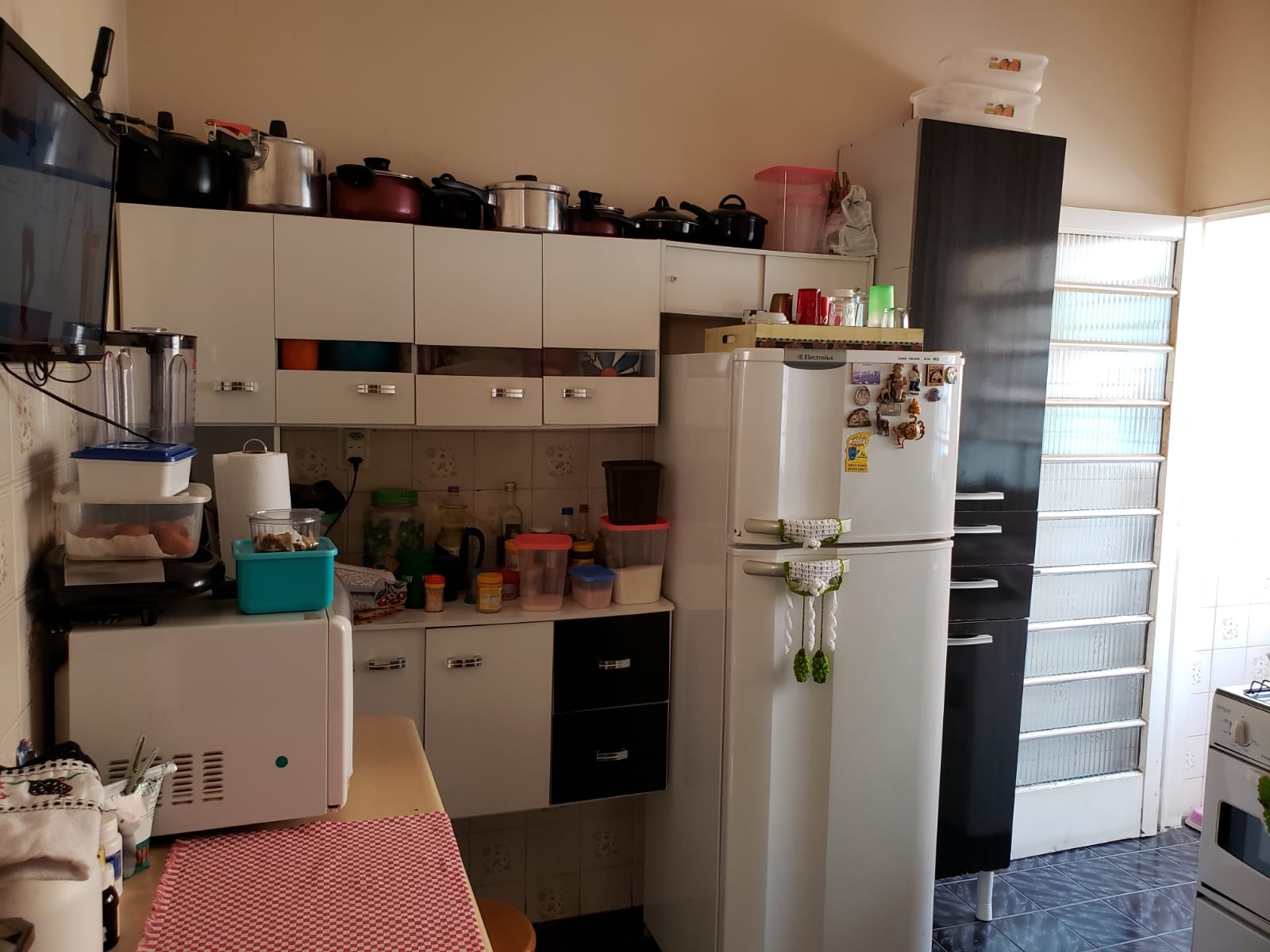 Chácara à venda com 1 quarto, 70m² - Foto 2