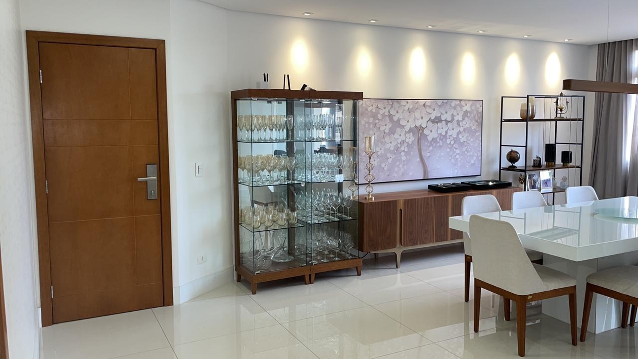 Apartamento à venda com 3 quartos - Foto 2