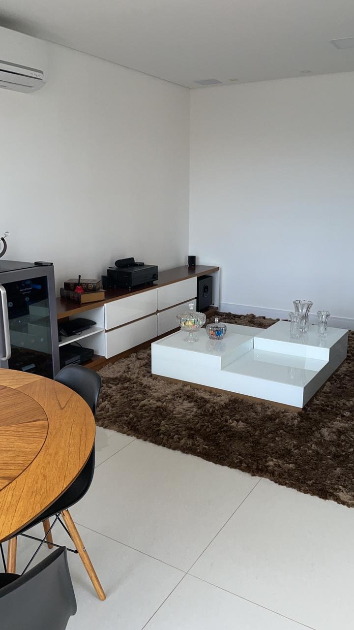 Apartamento à venda com 3 quartos - Foto 4