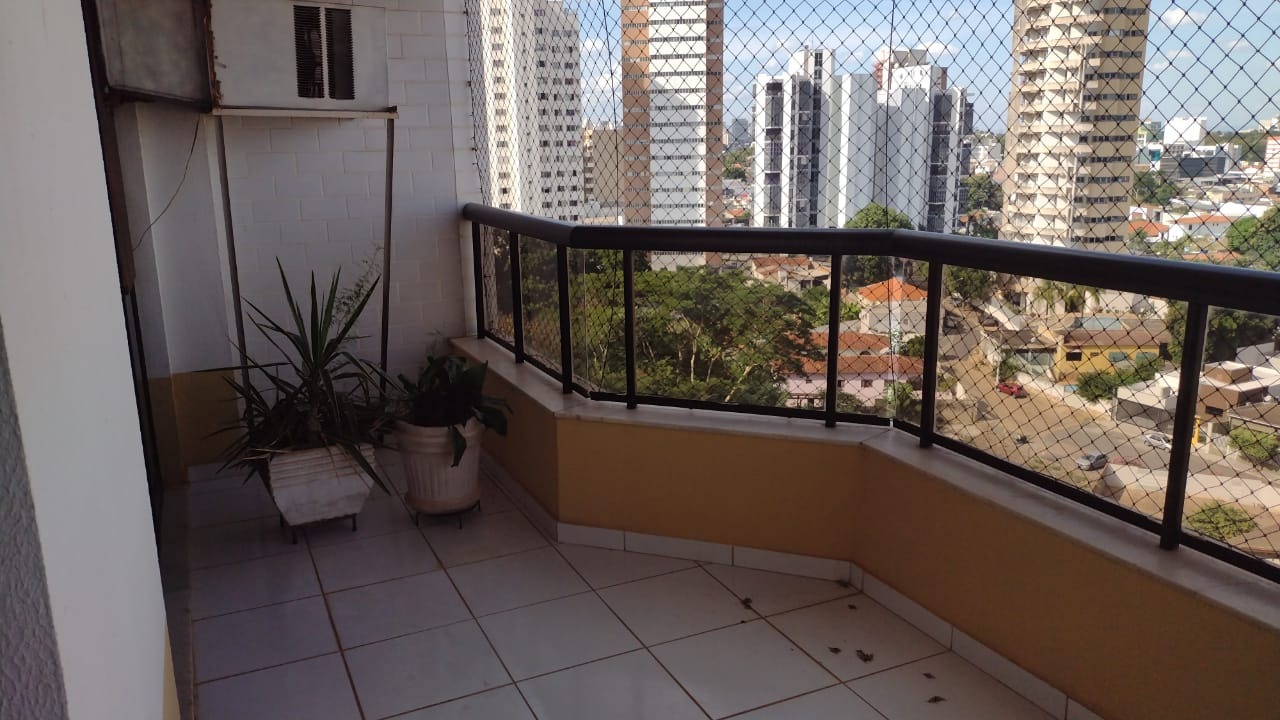 Apartamento à venda com 5 quartos, 234m² - Foto 7