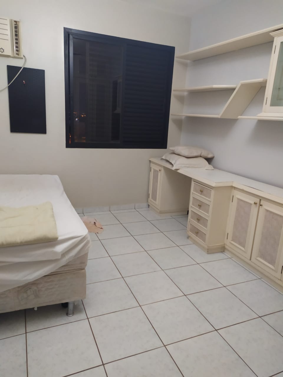 Apartamento à venda com 5 quartos, 234m² - Foto 4