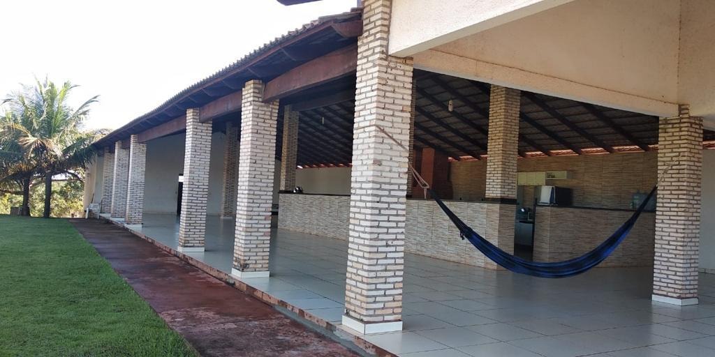 Chácara à venda com 3 quartos, 2m² - Foto 10